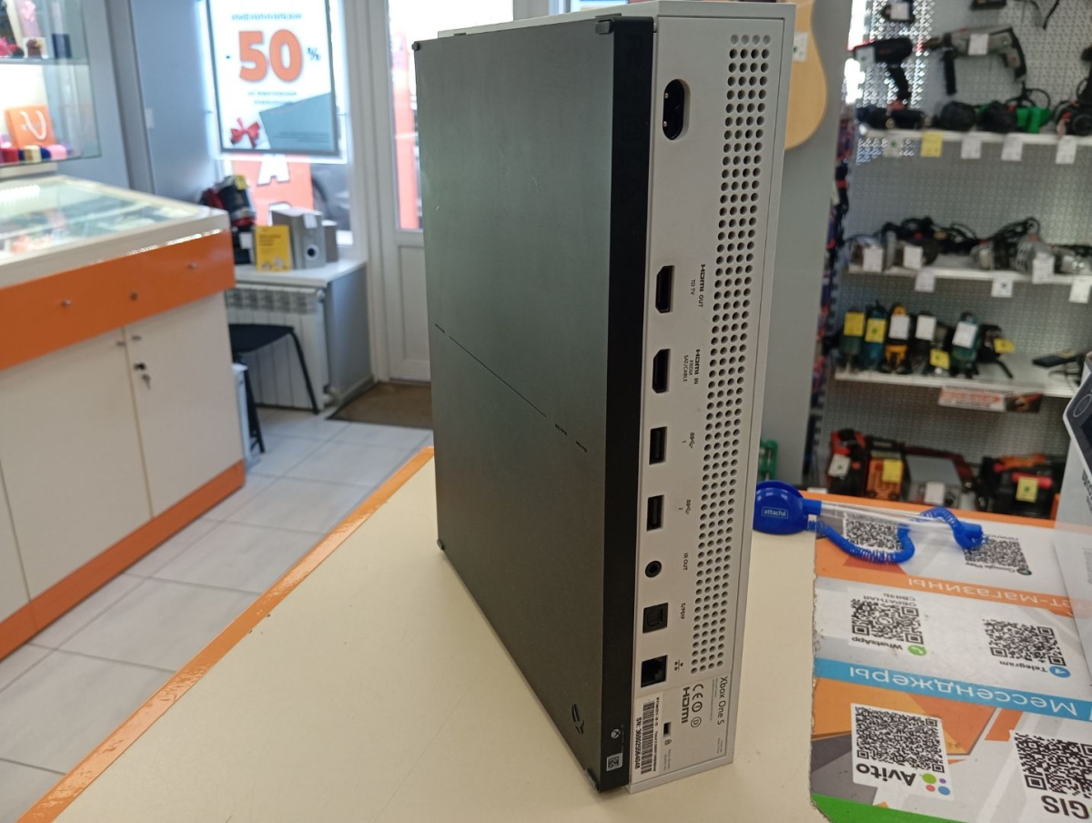 Игровая приставка Xbox One S 1TB