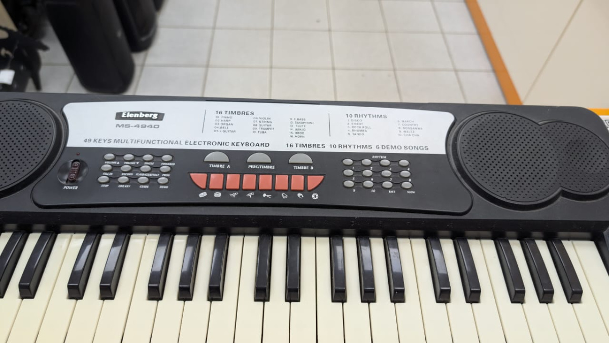 Синтезатор Elenberg MS-4940