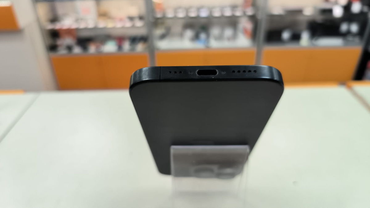 Смартфон Apple Iphone 15 Pro 128Gb