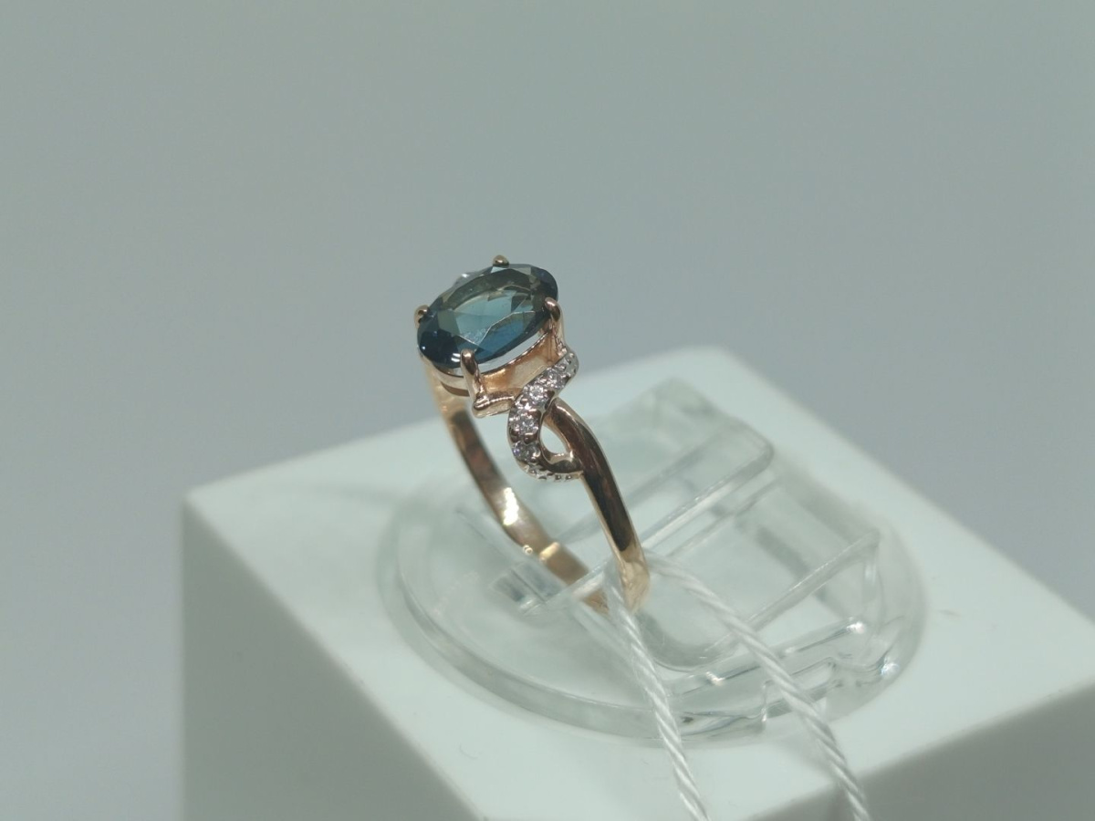 КОЛЬЦО С КАМНЯМИ (Au 585)