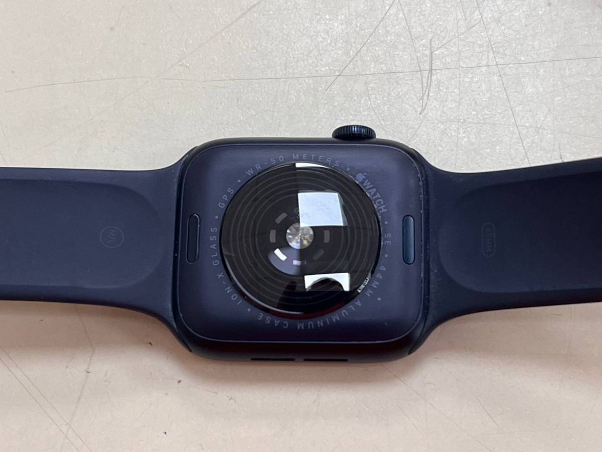 Смарт-часы Apple Watch SE 2022 44mm