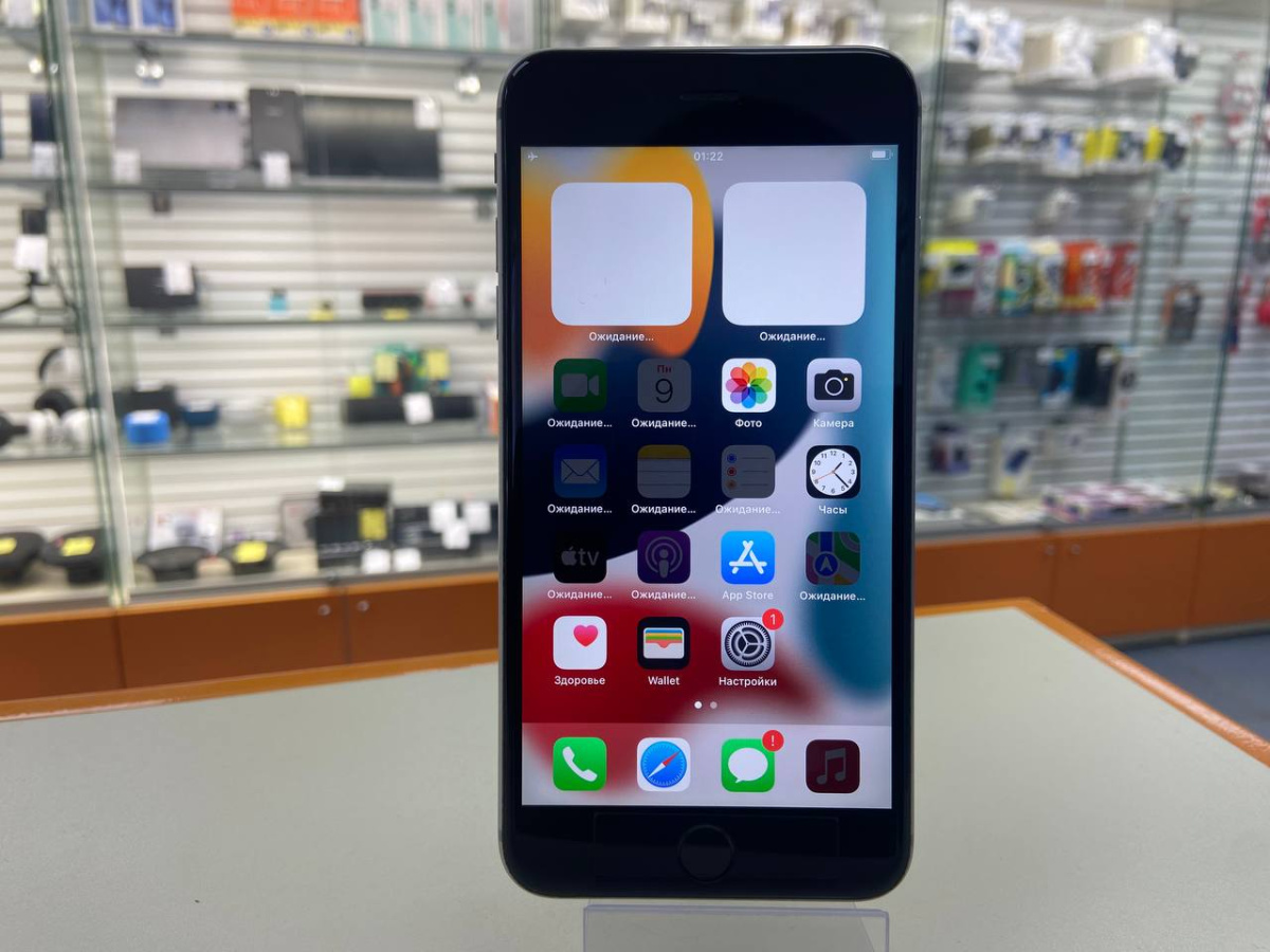 Смартфон Apple iPhone 6S Plus 32Gb