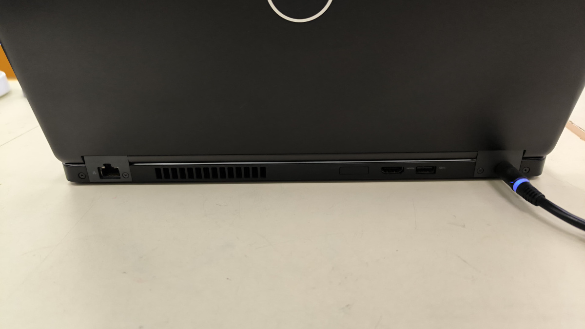 Ноутбук DELL Latitude 5490; Core i5-8350U, Intel UHD Graphics 620, 32 Гб, 256 Гб, Нет