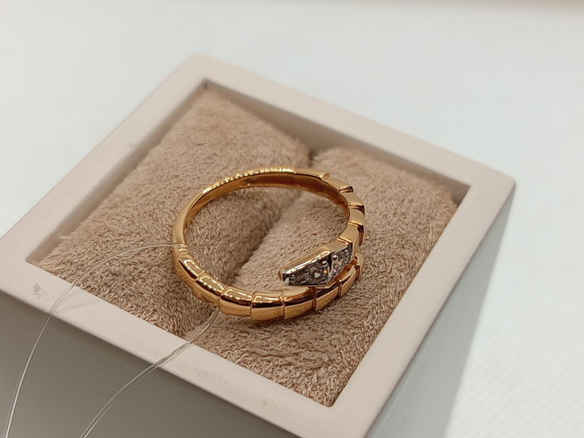 КОЛЬЦО С КАМНЯМИ (Au 585)