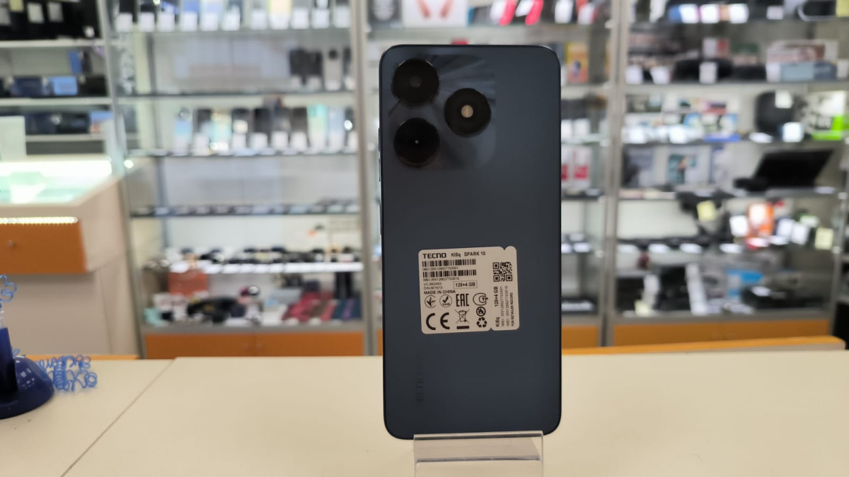 Смартфон Tecno Spark 10 4/128
