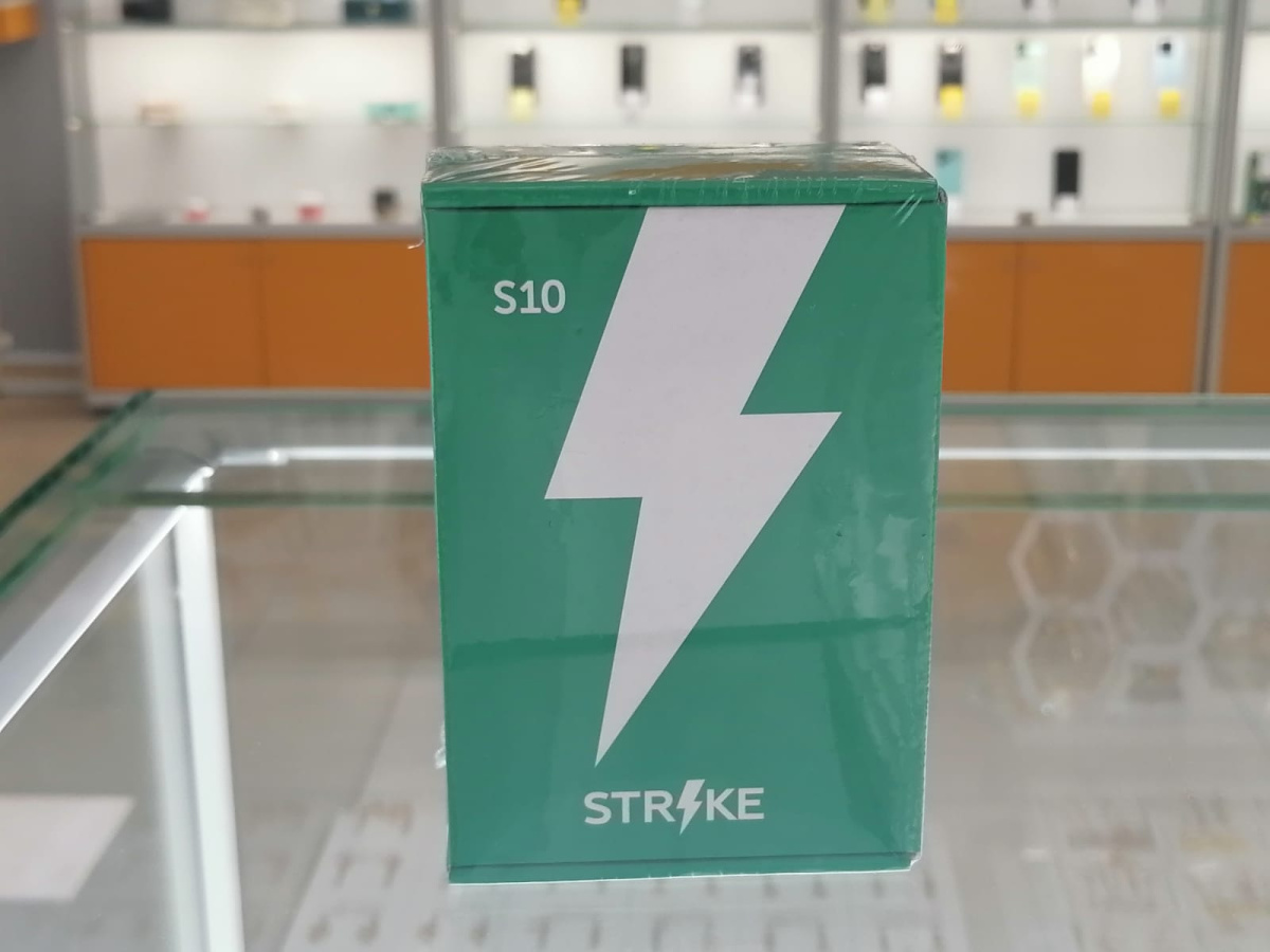 Мобильный телефон Strike S10