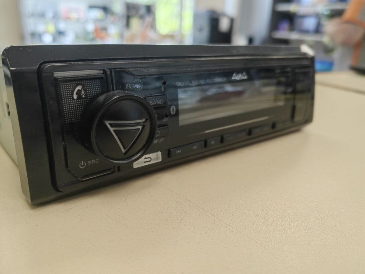 Автомагнитола Aura AMH-77DSP