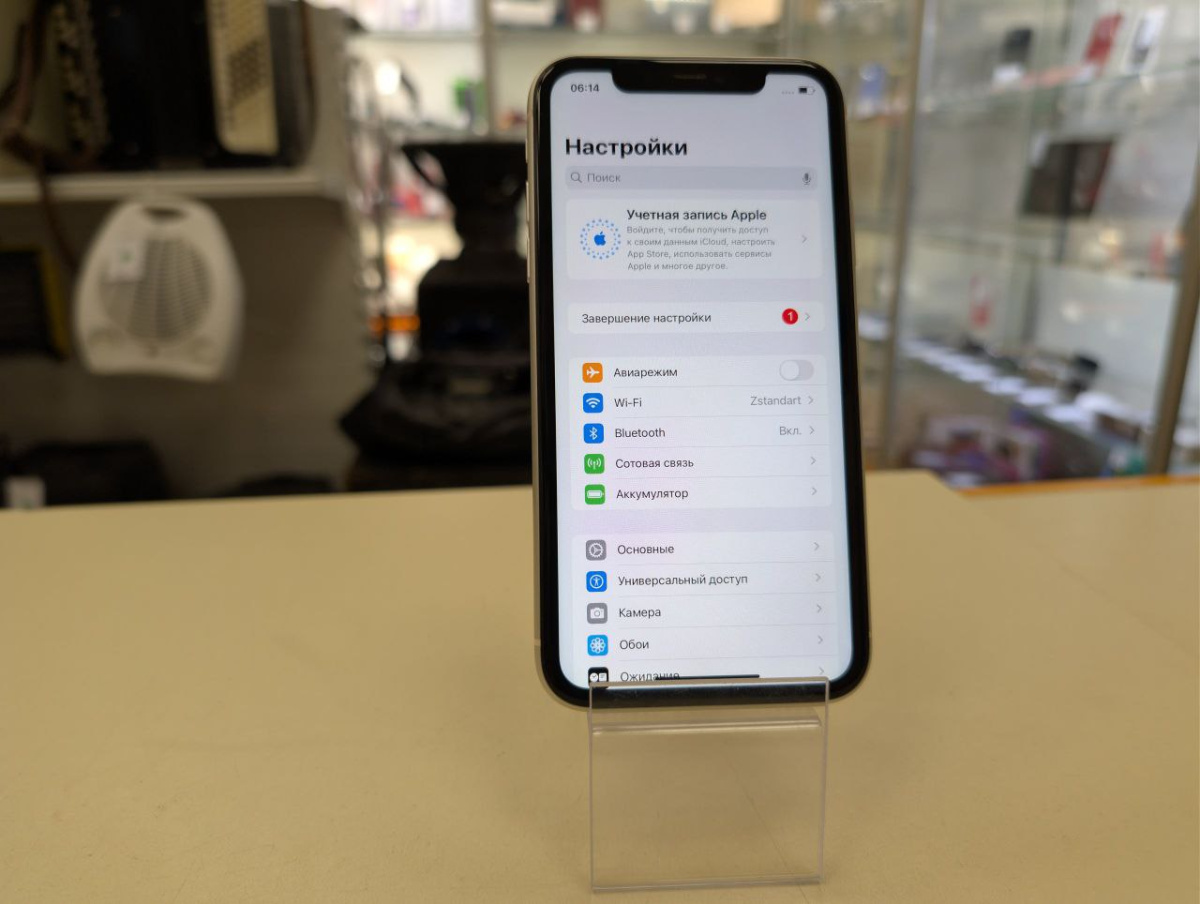 Смартфон Apple iPhone 11 64Gb