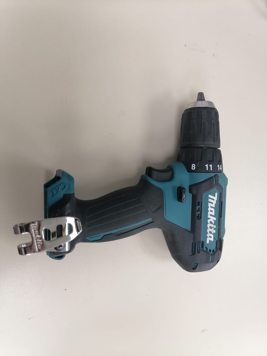 Шуруповерт Makita DF333D