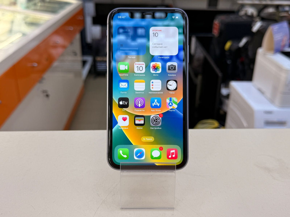 Смартфон Apple iPhone 11 64Gb