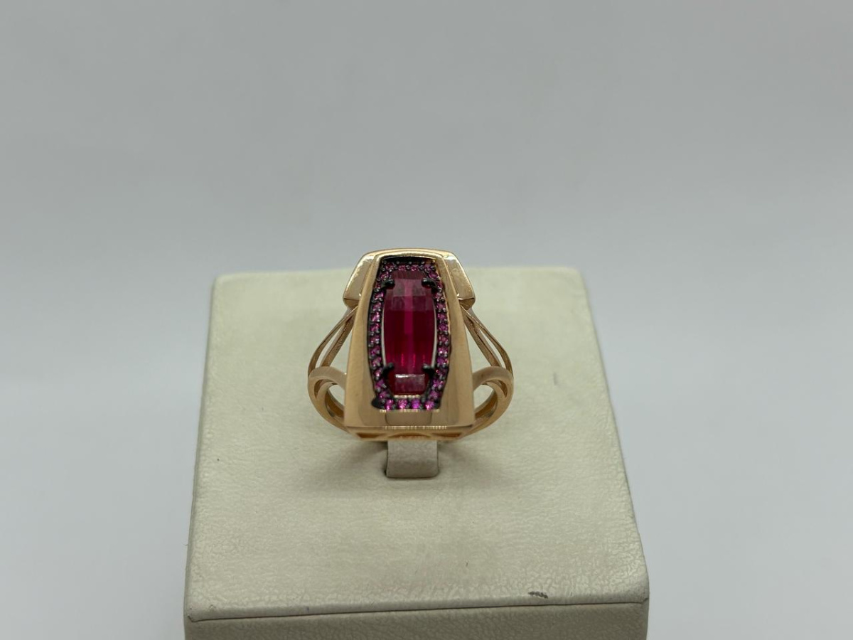 КОЛЬЦО С КАМНЯМИ (Au 585)