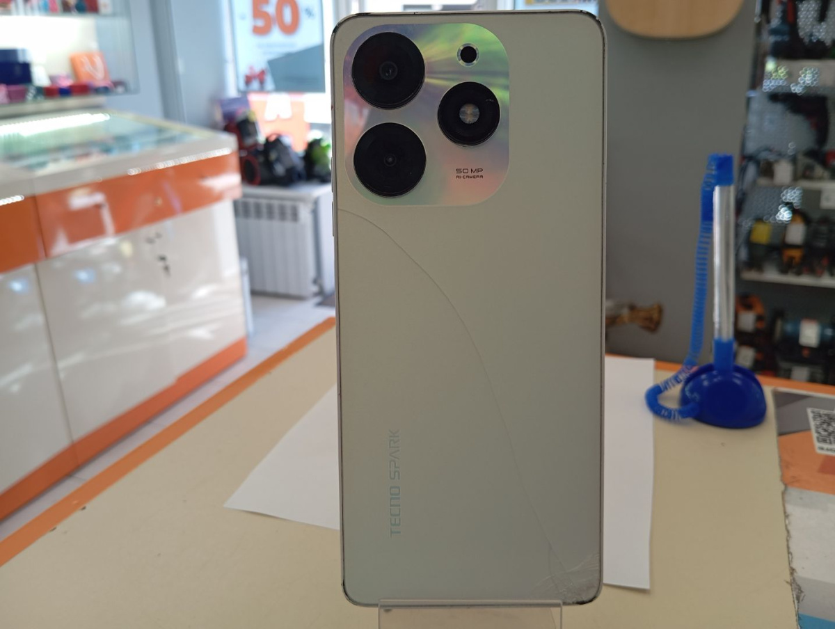 Смартфон Tecno Spark 10 Pro 8/256