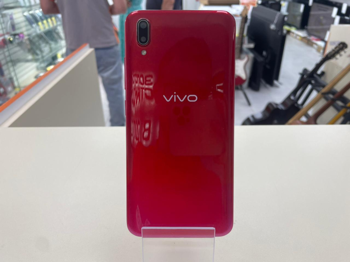 Смартфон Vivo Y93 6/128 (1815)