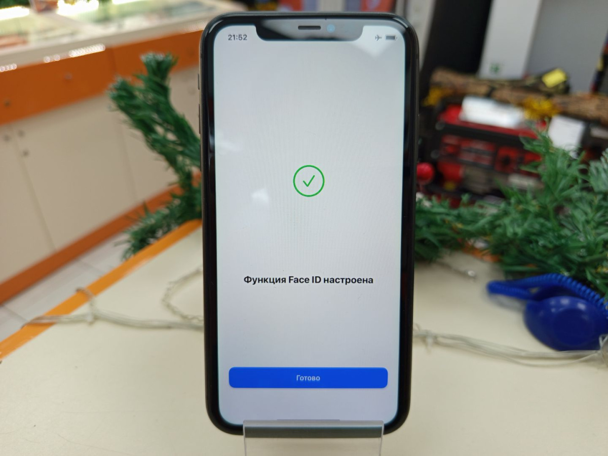 Смартфон Apple iPhone 11 64Gb