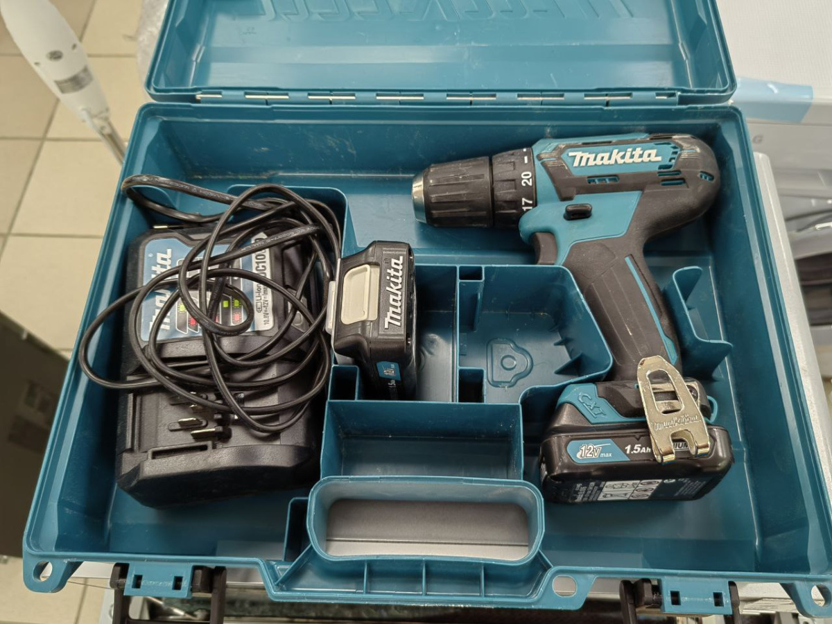 Шуруповерт Makita DF333D