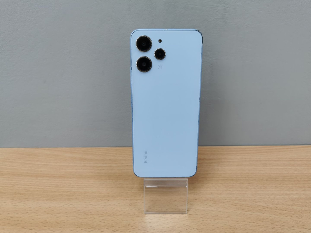 Смартфон Xiaomi Redmi 12 4/128