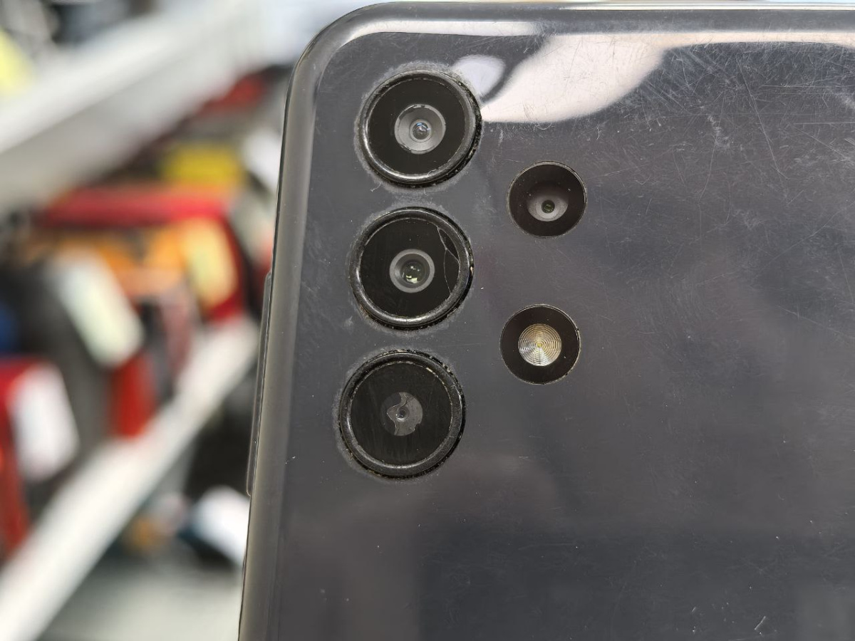 Смартфон Samsung Galaxy A13 3/32
