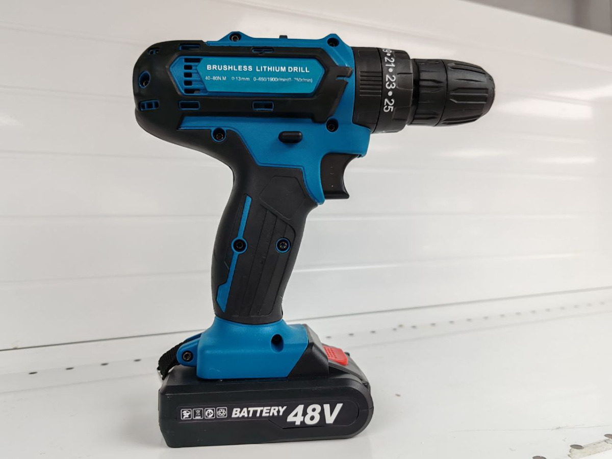 Шуруповерт Makita 48V