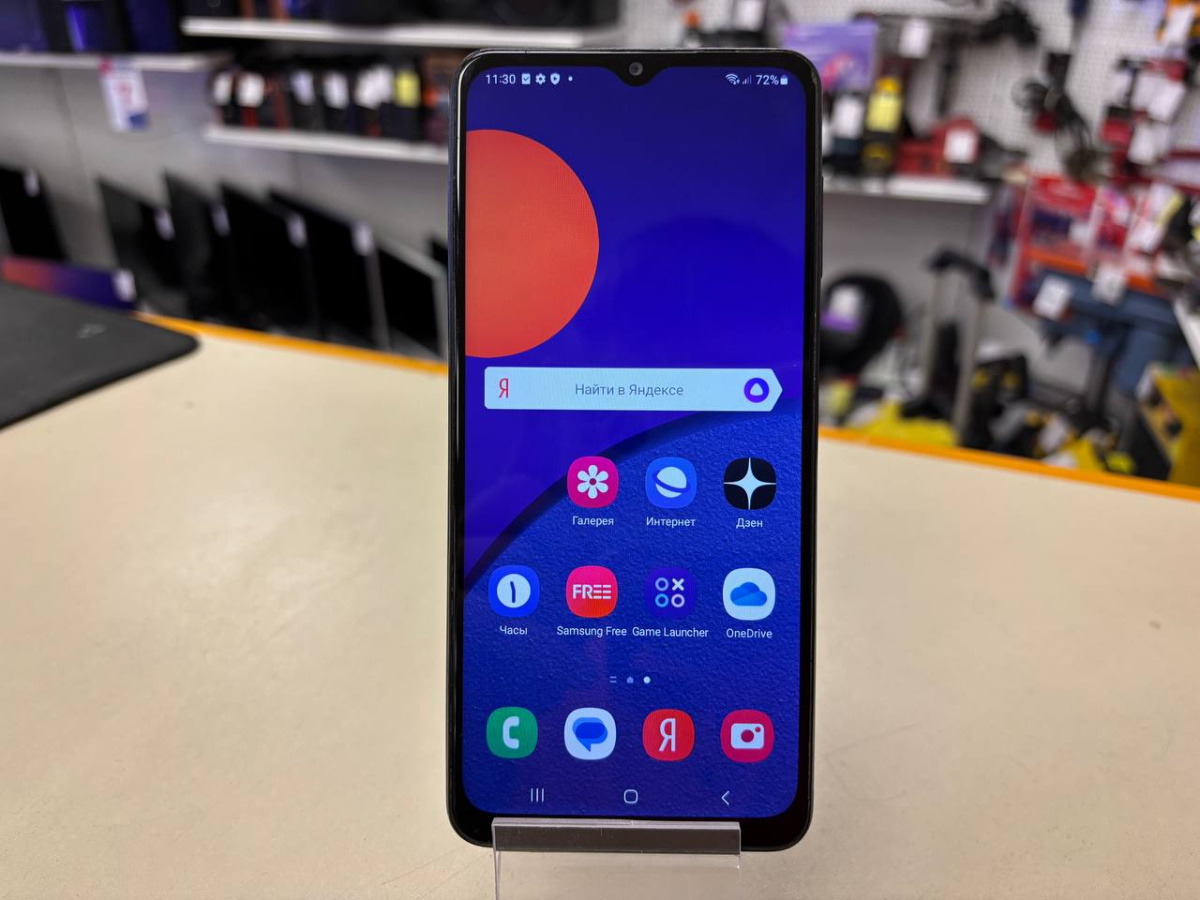 Смартфон Samsung Galaxy M12 3/32