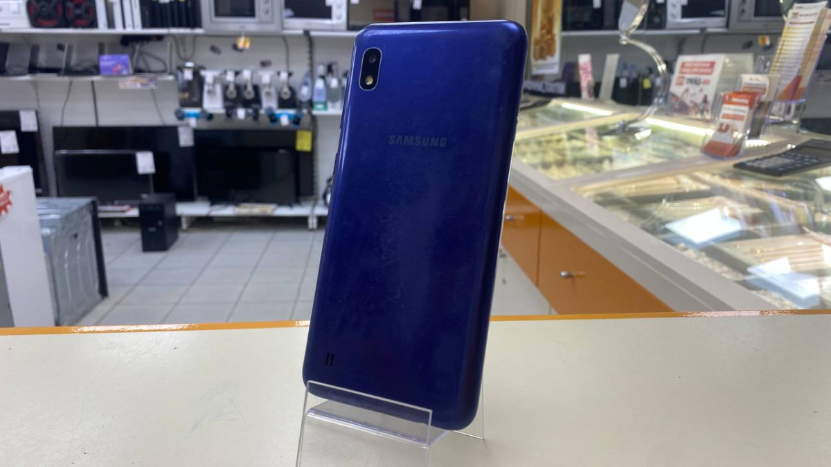 Смартфон Samsung Galaxy A10 2/32
