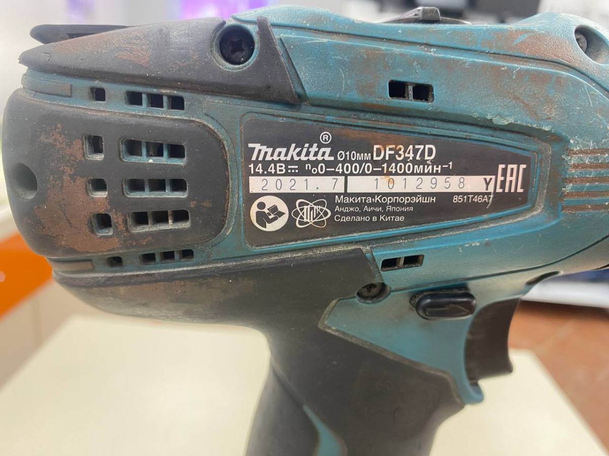 Шуруповерт Makita DF347D