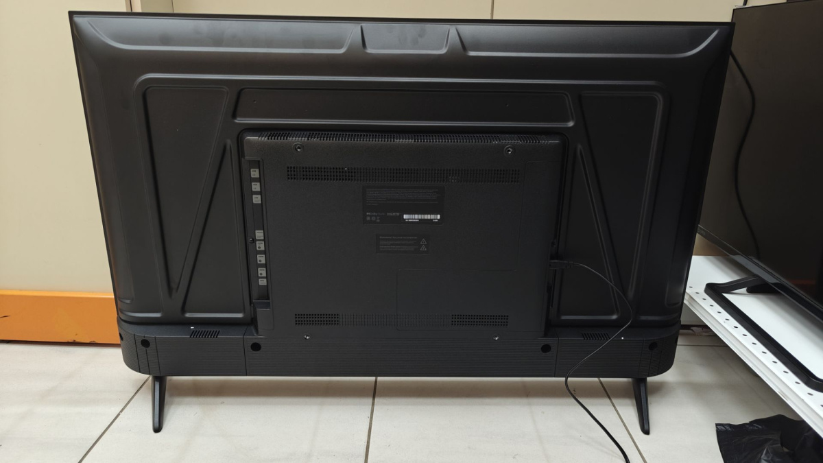 LED Телевизор Яндекс ТВ Станция Бейсик  43" 4K UHD,