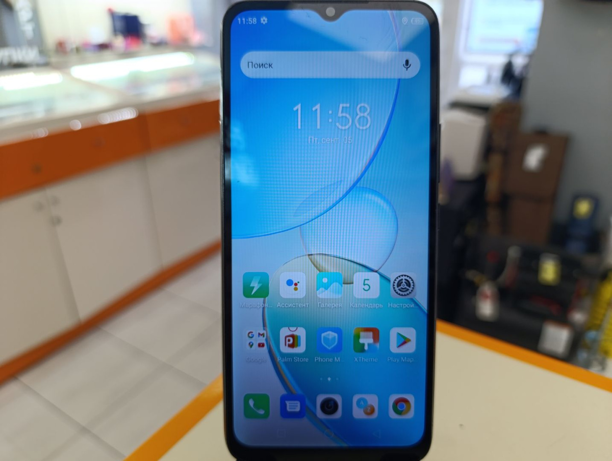 Смартфон Infinix HOT 12i 4/64