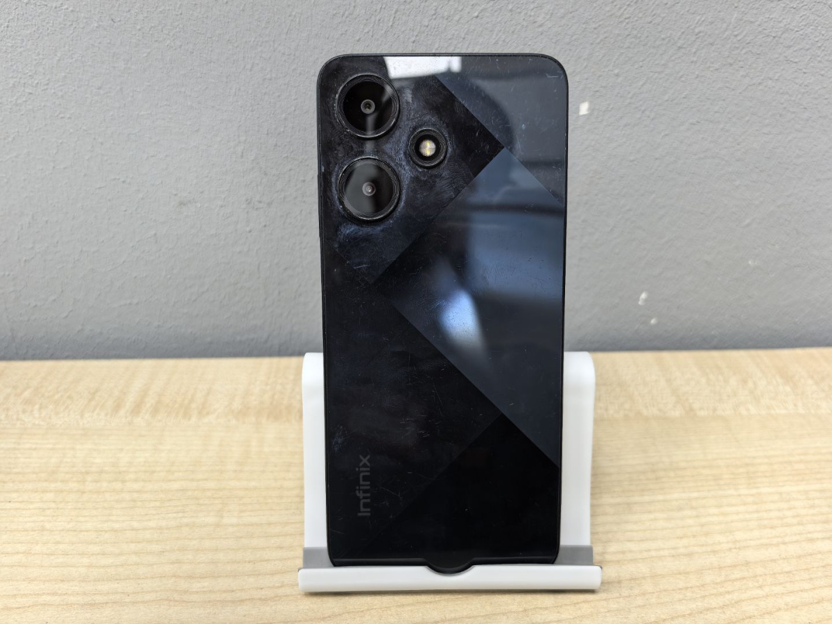 Смартфон Infinix HOT 30i 8/128