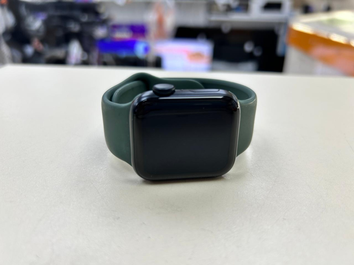 Смарт-часы Apple Watch SE 2022 40mm