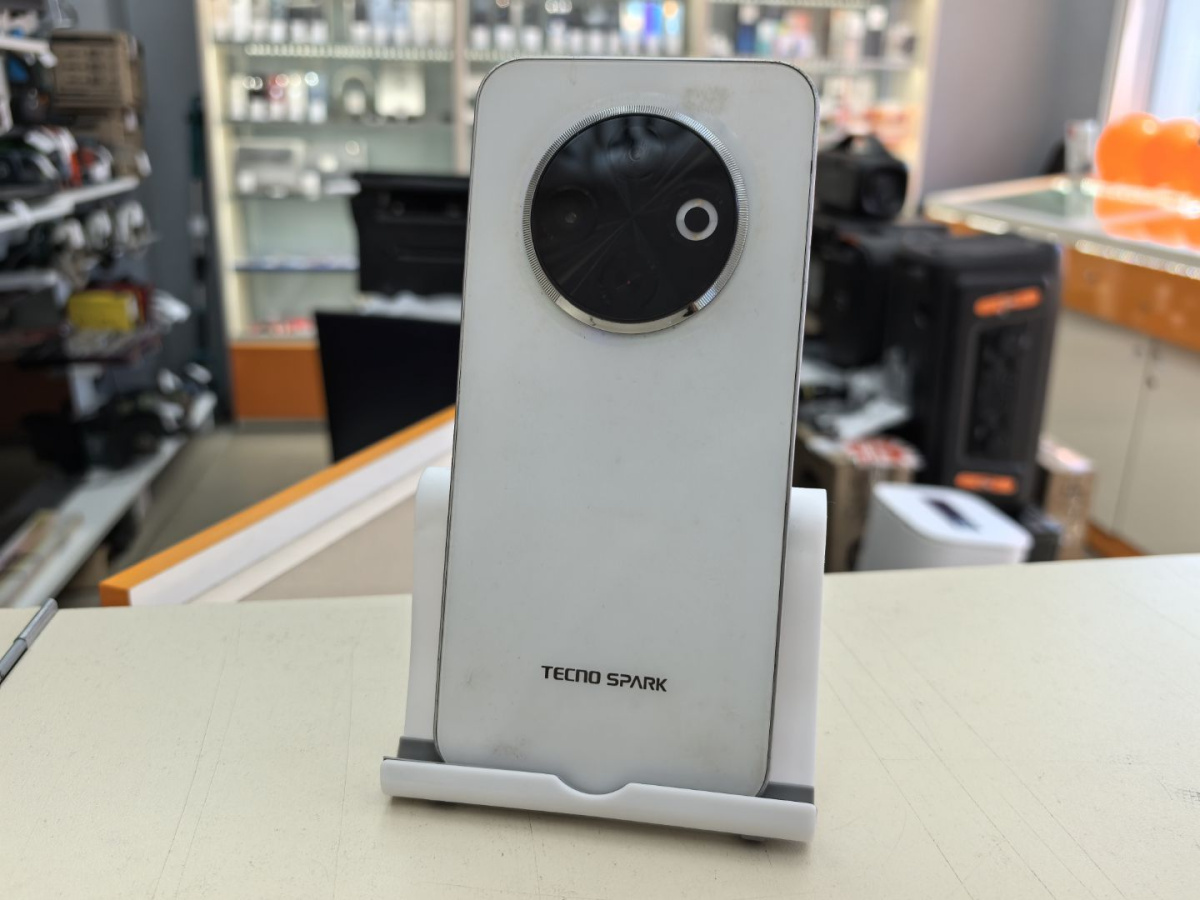 Смартфон Tecno SPARK 30C 8/256