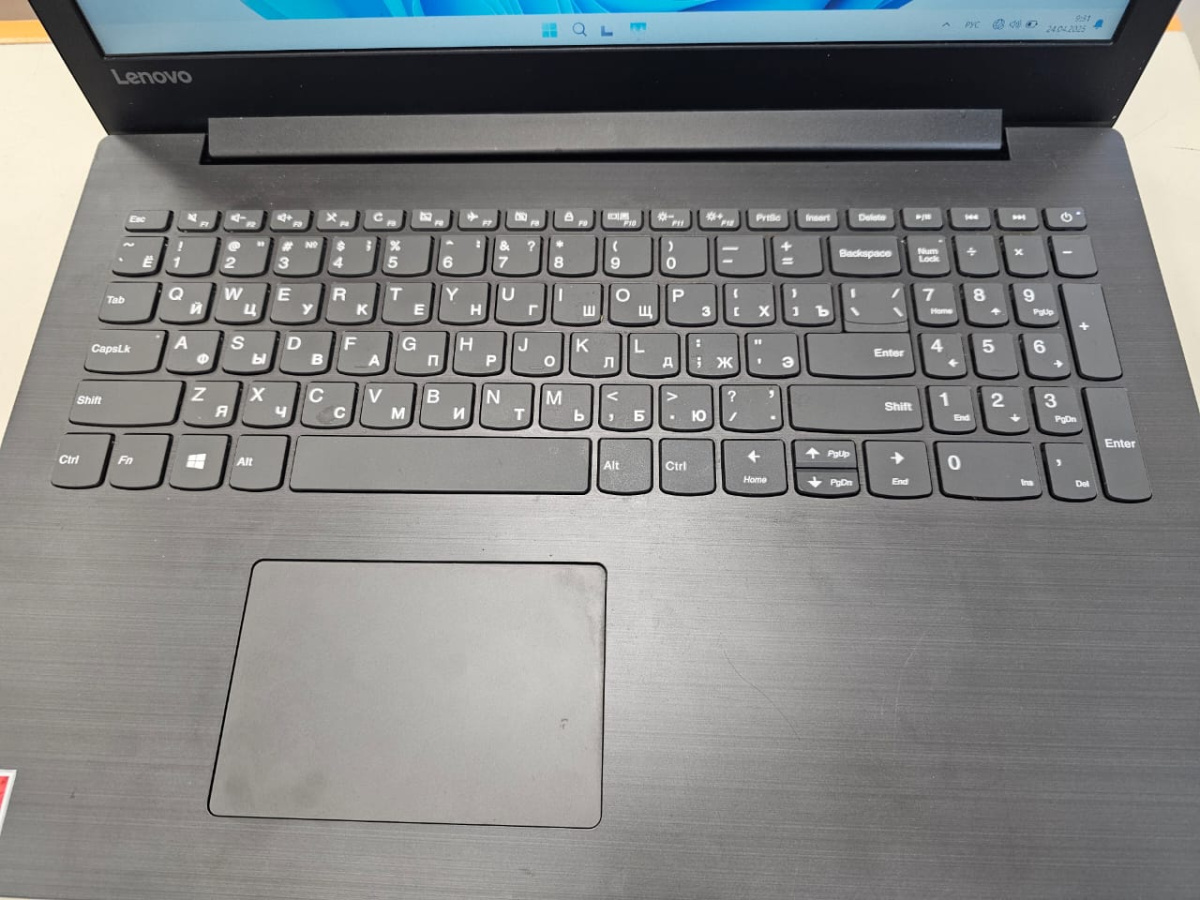Ноутбук Lenovo; A4-9125, Radeon R3 series, 4 Гб, 256 Гб, Нет