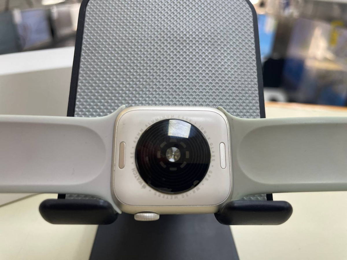 Смарт-часы Apple Watch SE 2022 40mm