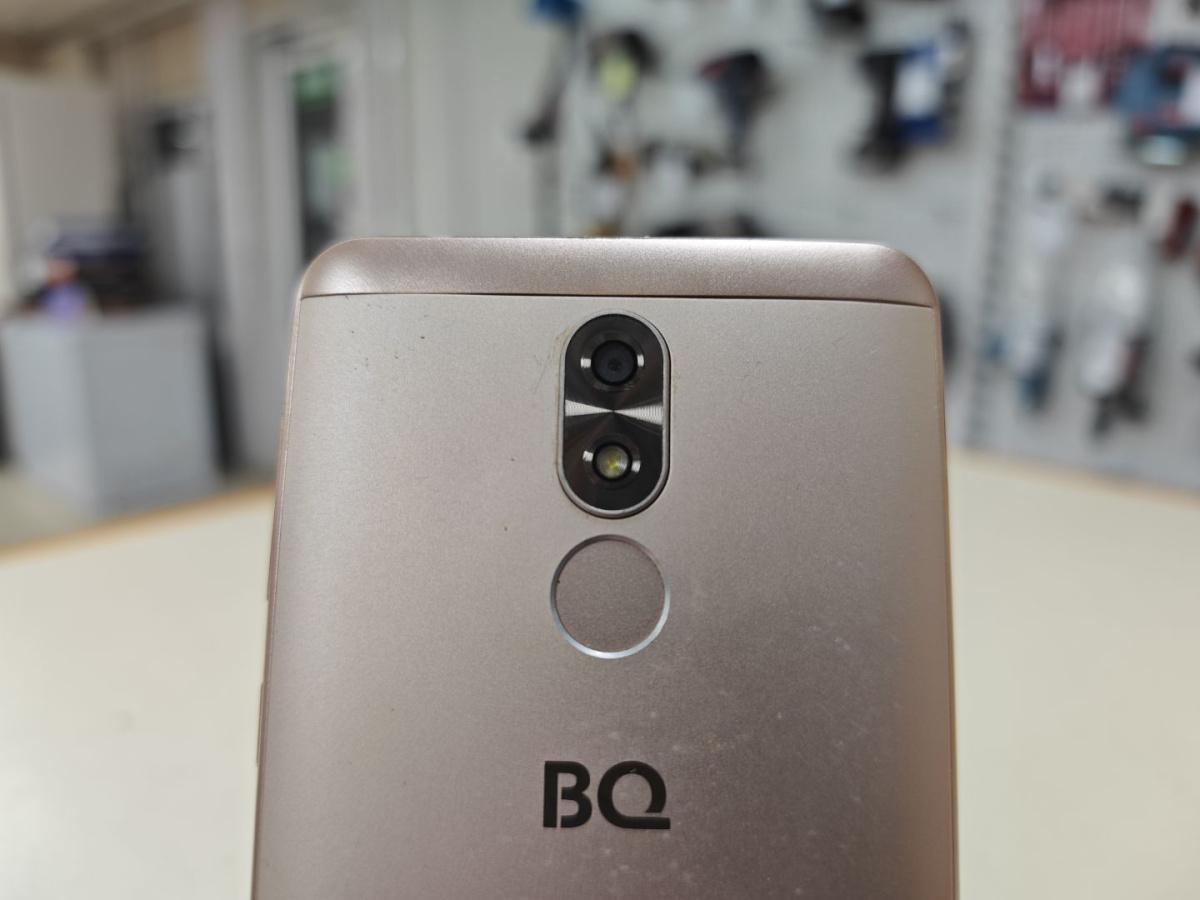 Смартфон BQ 5007L
