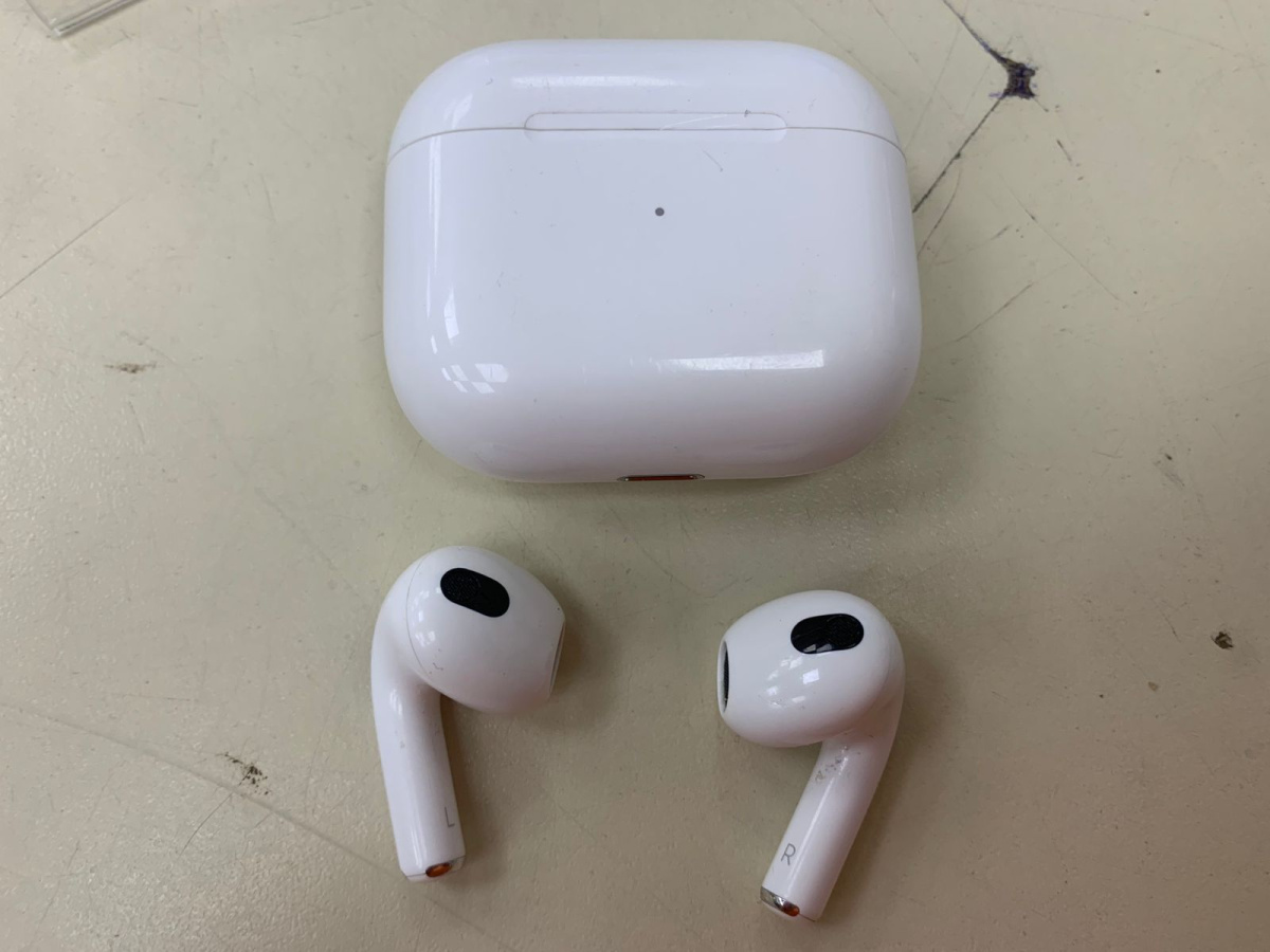 Наушники беспроводные Apple Airpods 3