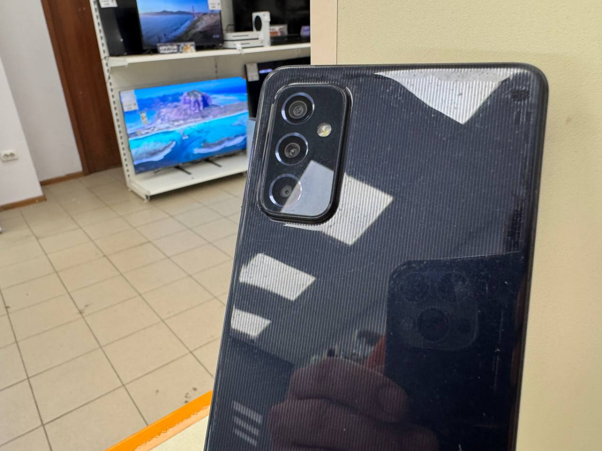 Смартфон Samsung Galaxy M52 6/128