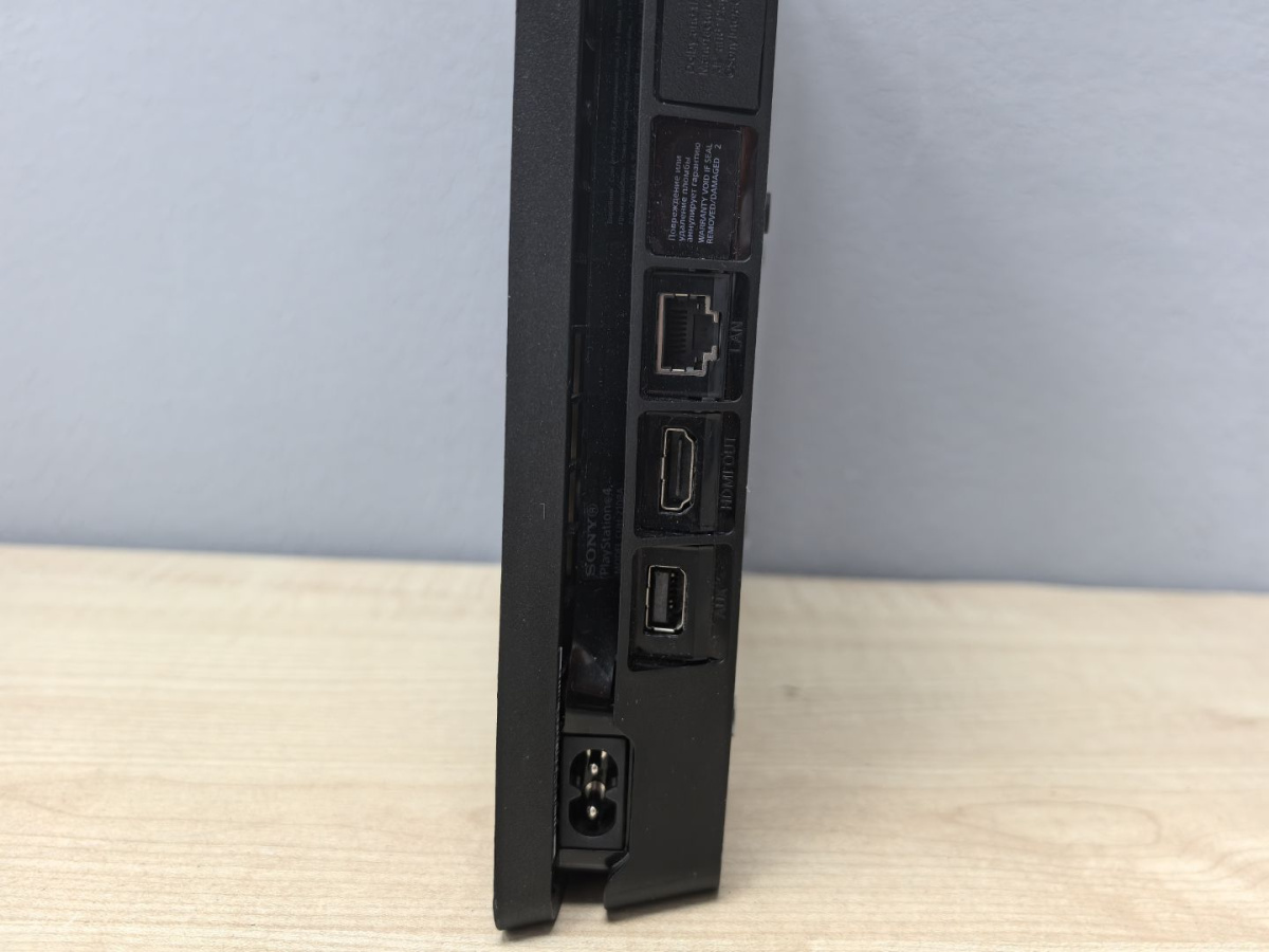Игровая приставка PlayStation 4 Slim 500GB