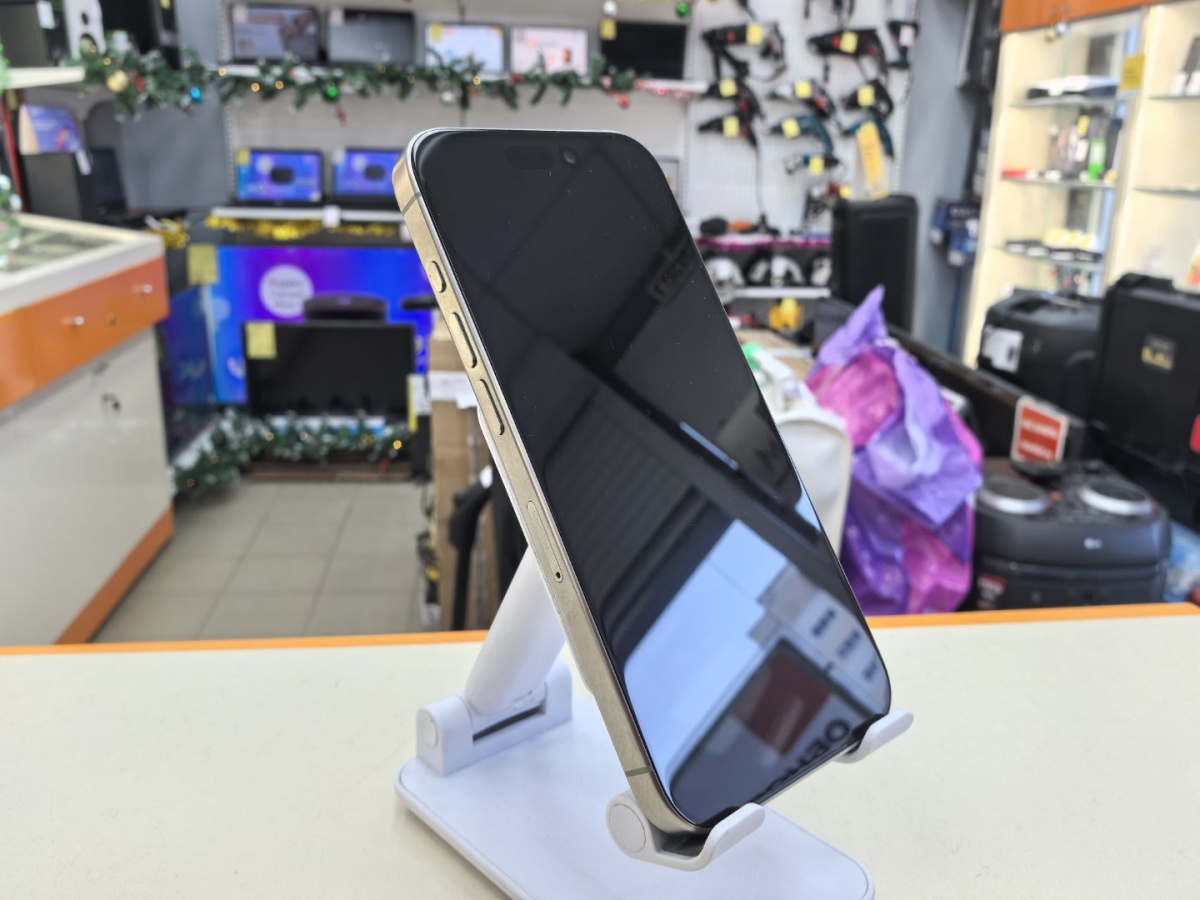 Смартфон Apple Iphone 15 Pro 128Gb