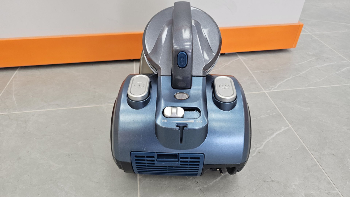 Пылесос Dexp SL2000