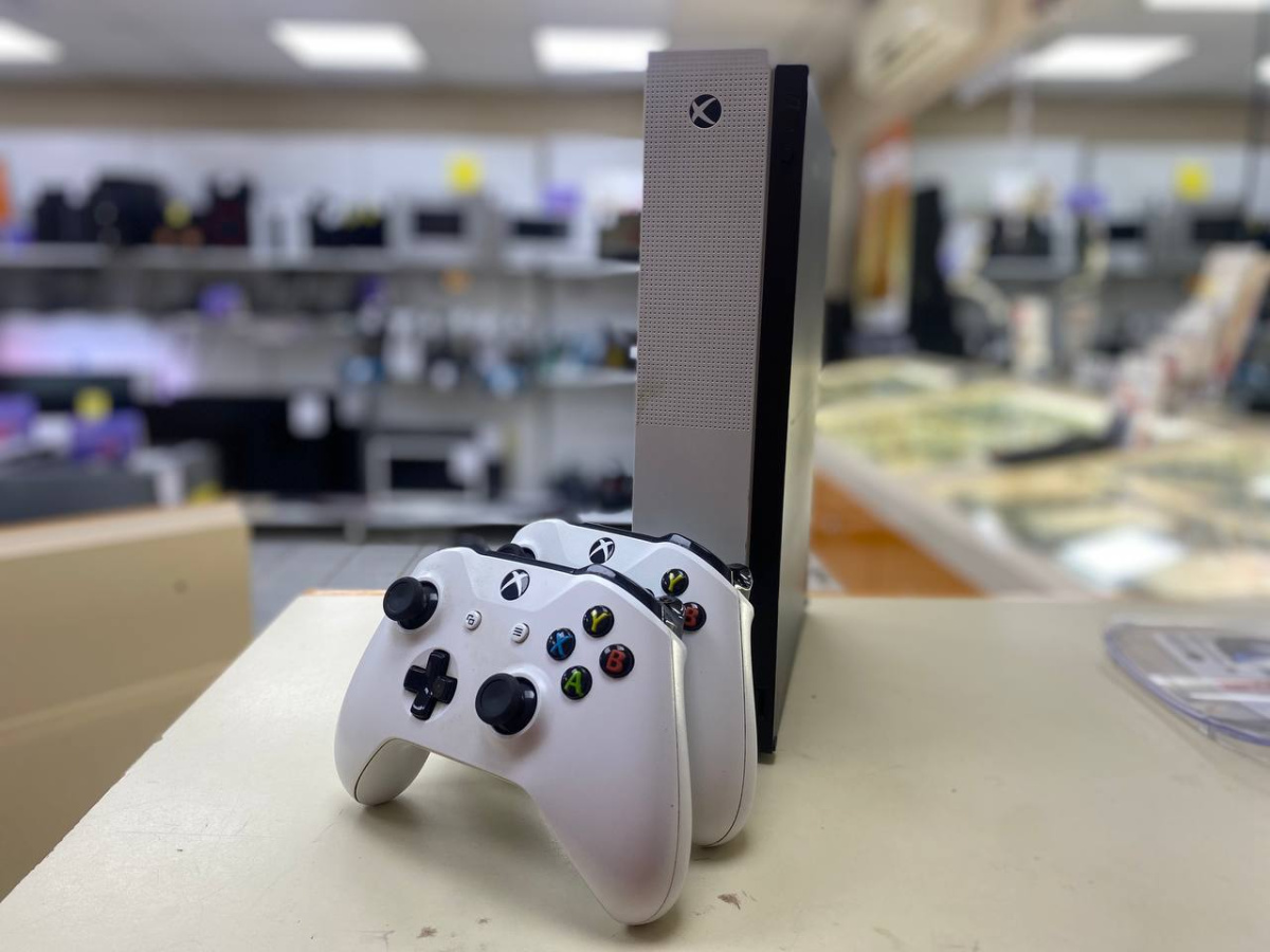 Игровая приставка Xbox One S 500Gb