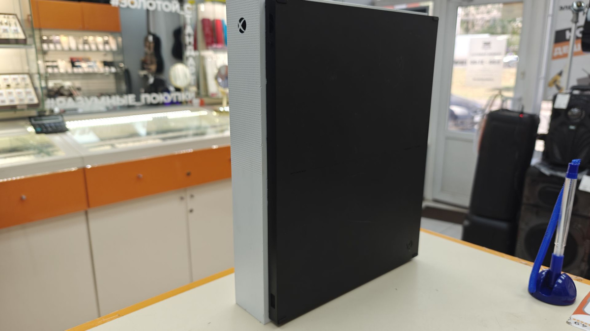 Игровая приставка Xbox One S Digital Edition 500Gb
