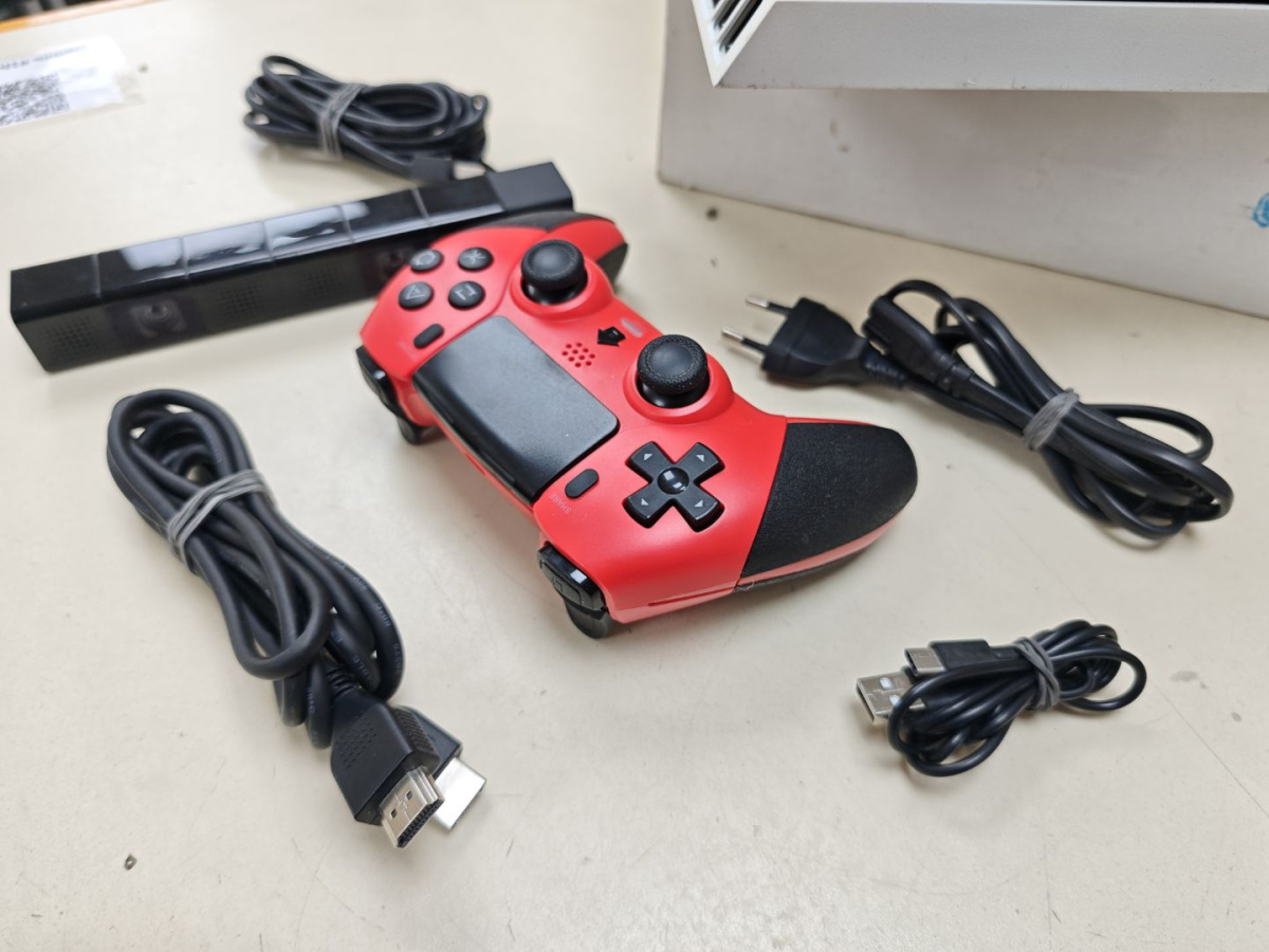 Игровая приставка PlayStation 4 FAT 500GB