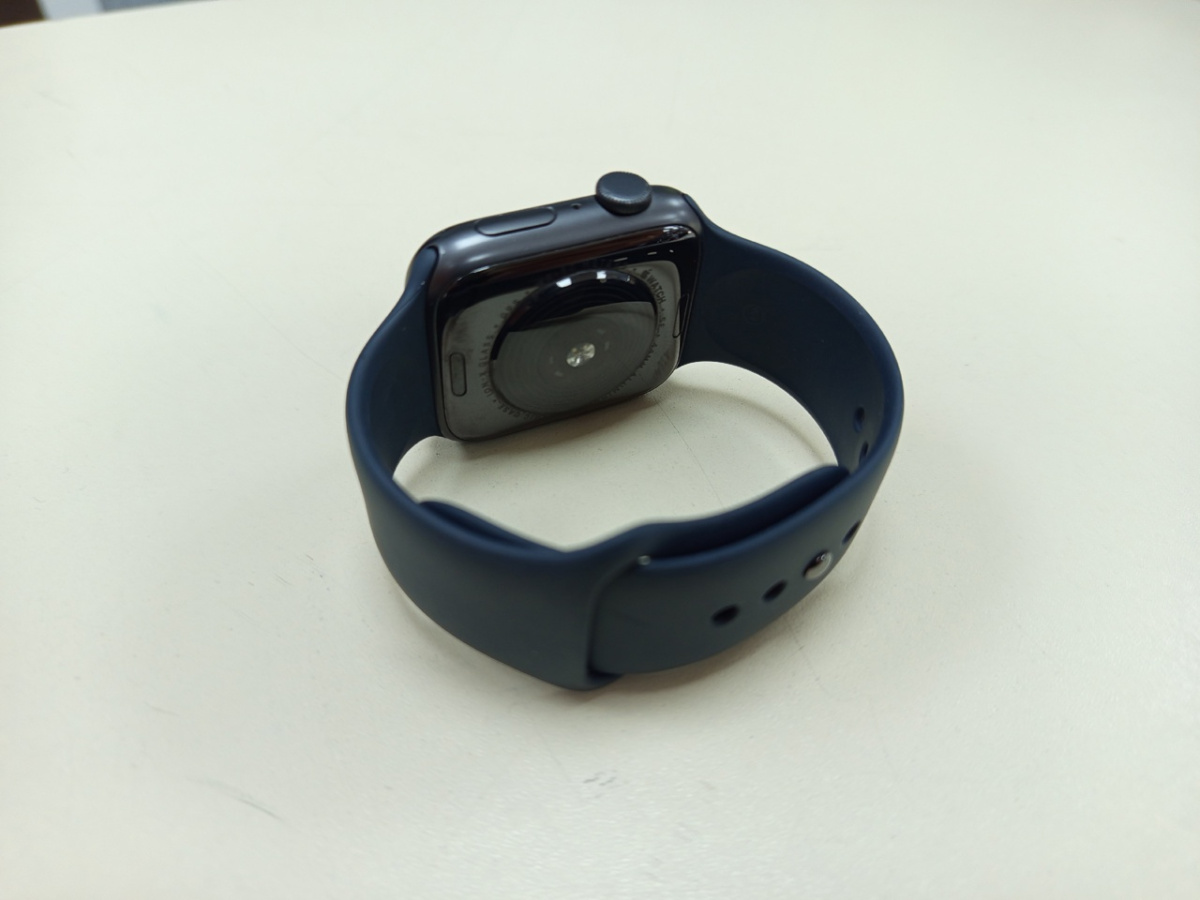 Смарт-часы Apple Watch SE 2022 44mm