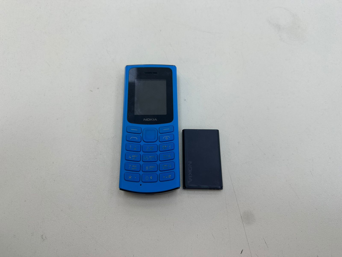 Мобильный телефон Nokia 100