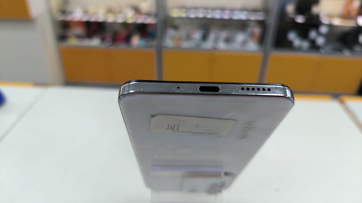 Смартфон Vivo Y29 8/256