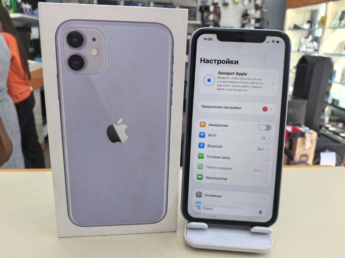 Смартфон Apple iPhone 11 64Gb