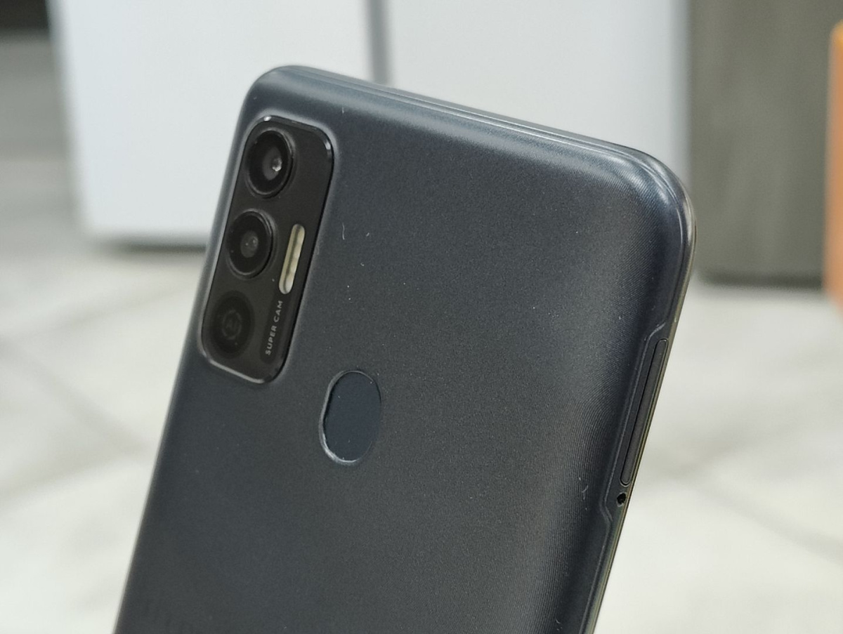 Смартфон Tecno Spark 7 2\32