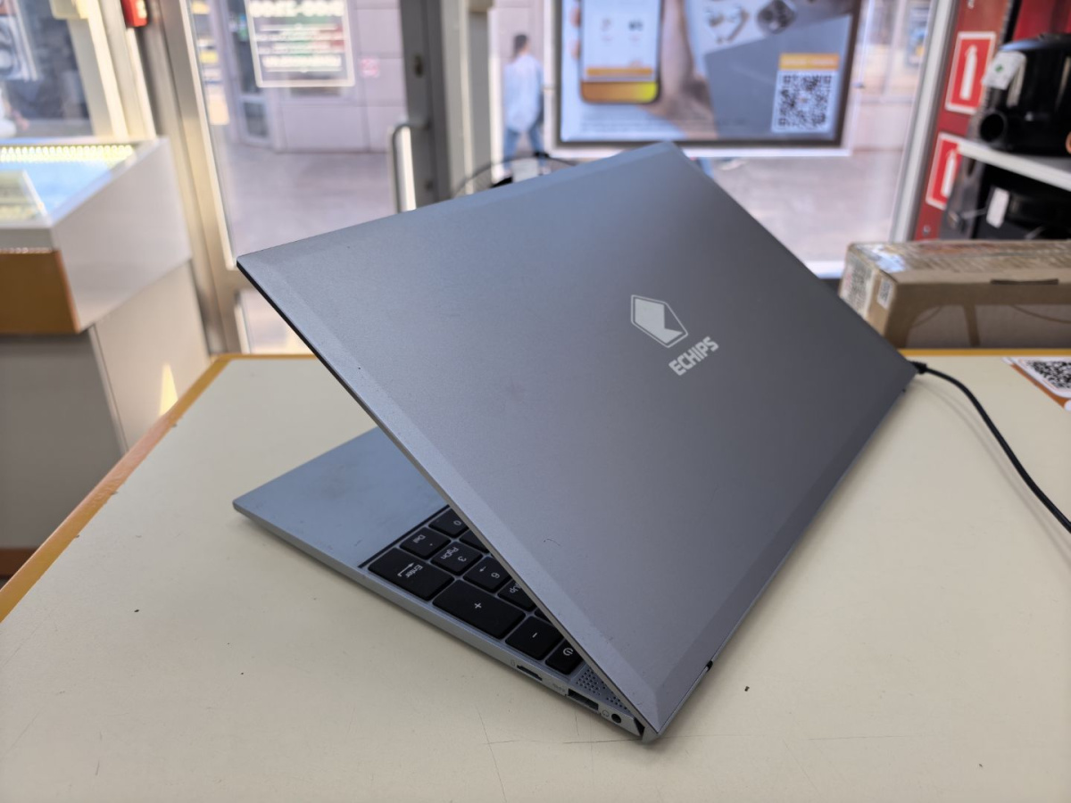 Ноутбук Echips; Celeron J4125, Intel UHD Graphics 600, 8 Гб, 240 Гб, Нет