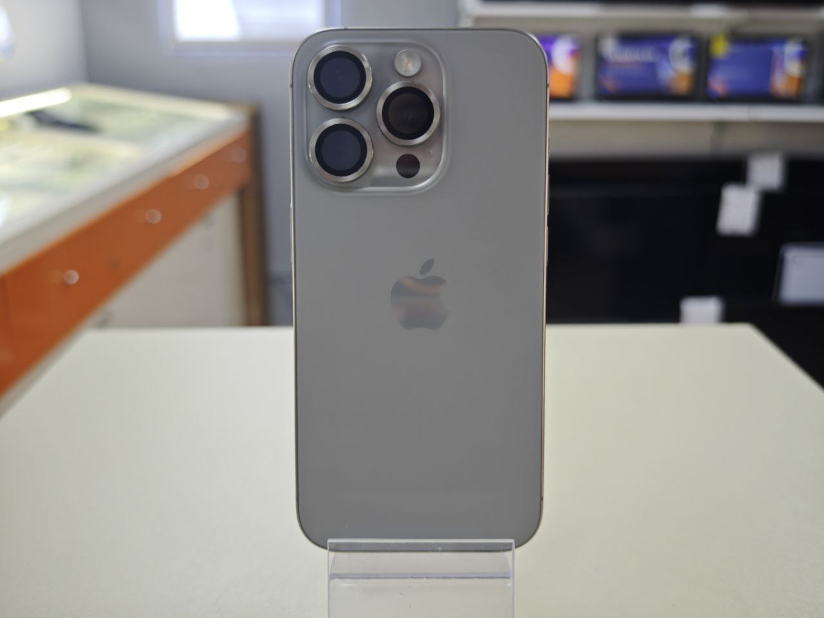 Смартфон Apple Iphone 15 Pro 256Gb