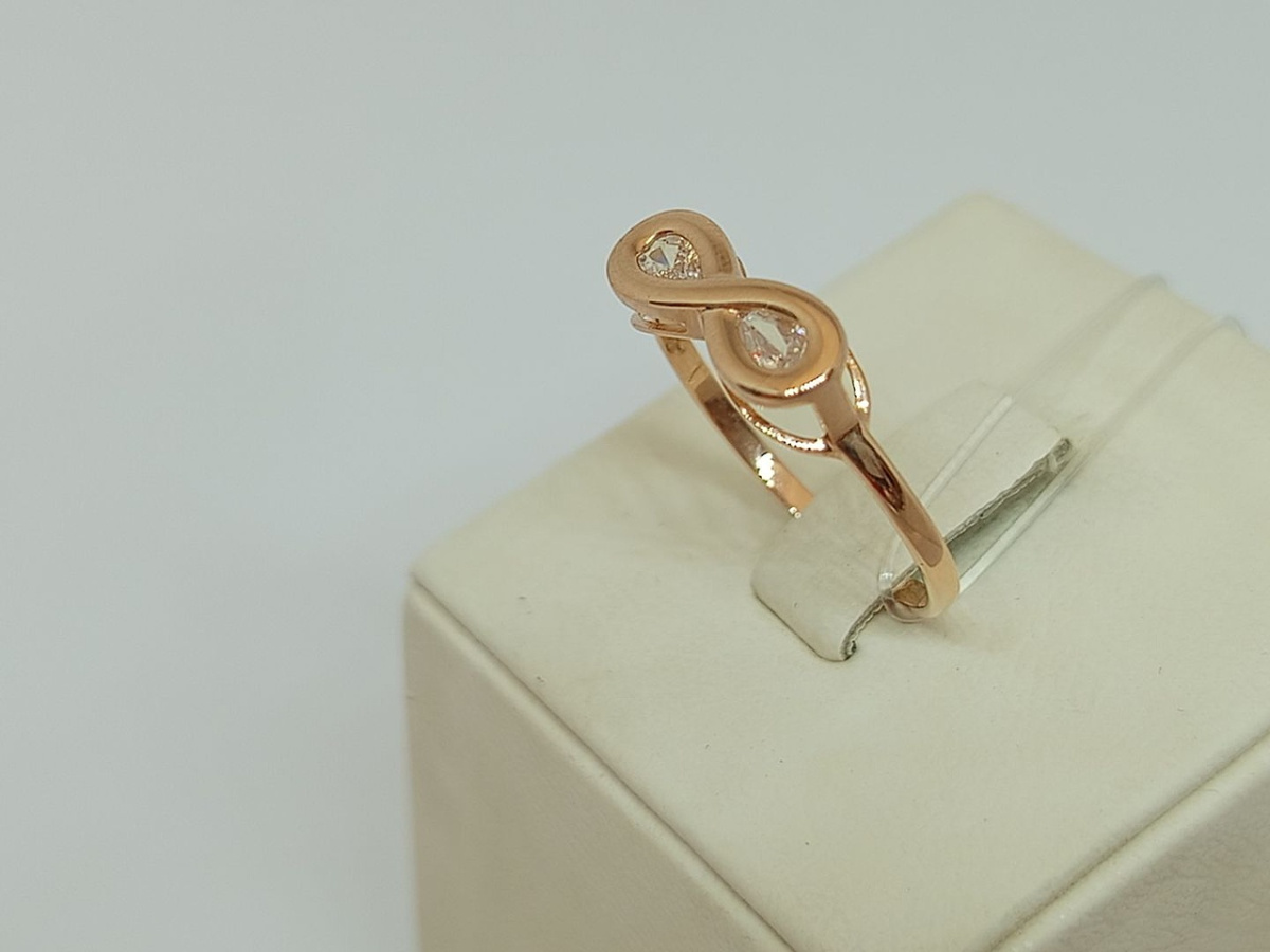 КОЛЬЦО С КАМНЯМИ (Au 585)