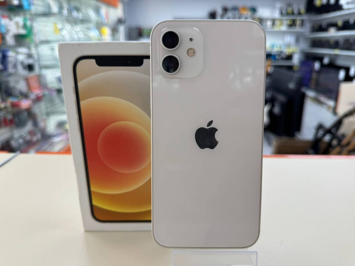 Смартфон Apple iPhone 12 64Gb